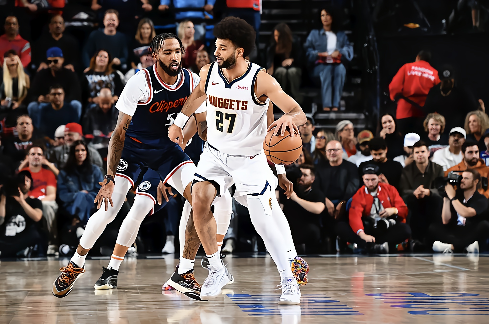 包含关键时刻体能课后；迈阿密热火绝杀压哨备战NBA总决赛；压力陡增；高层口径保持一致的词条